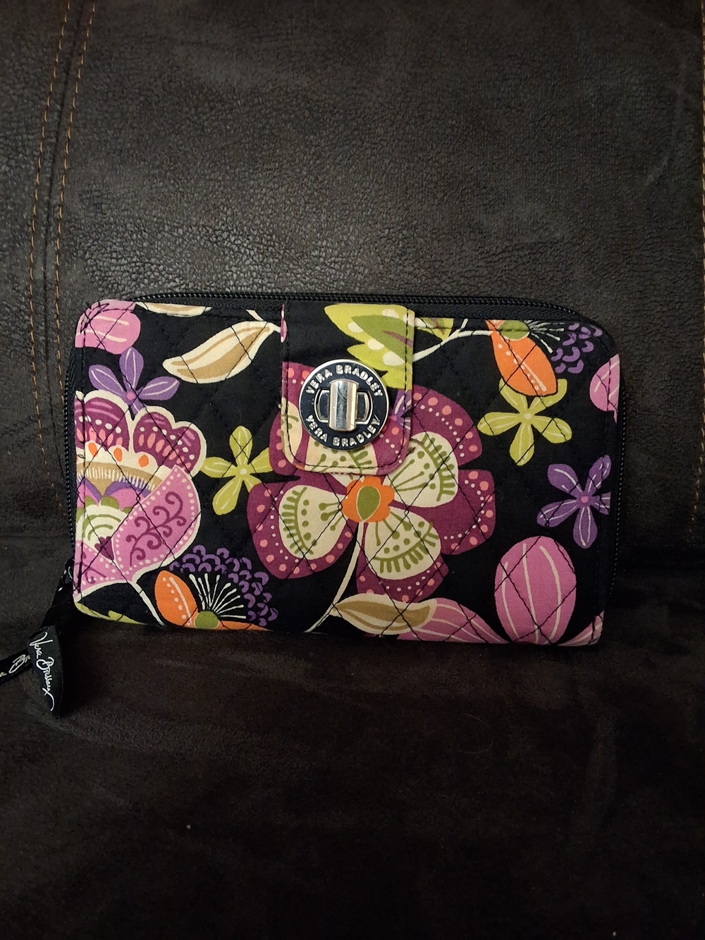 Vera Bradley Piroutte Pink Turnlock Zip Wallet